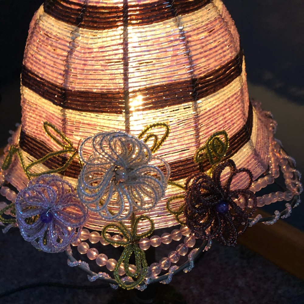 Vintage Beaded Hat Side Lamp - Picture 3 of 8